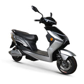 Scuter Electric Nmoto X1 Gri cu Motor Bosch 2020W – Viteză Max. 45 km/h, Autonomie 75 km, Dimensiuni 1750×570×1140mm, Greutate 80Kg, Portbagaj Detașabil, Alb/Negru Carte RAR (C.I.V) + CADOU Tricou N-Moto