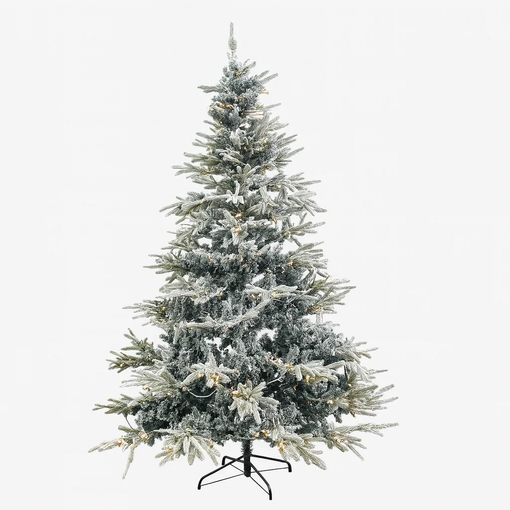 Brad artificial 3D cu ninsoare 2.1m, 1150 ramuri, cu lumini LED calde – Christmas Tree 2.1m 1150T